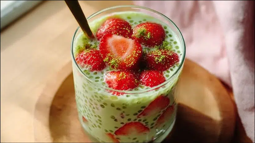 Strawberry Matcha Sago