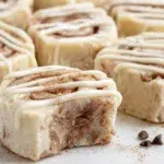 Cinnabon Cinnamon Roll Fudge